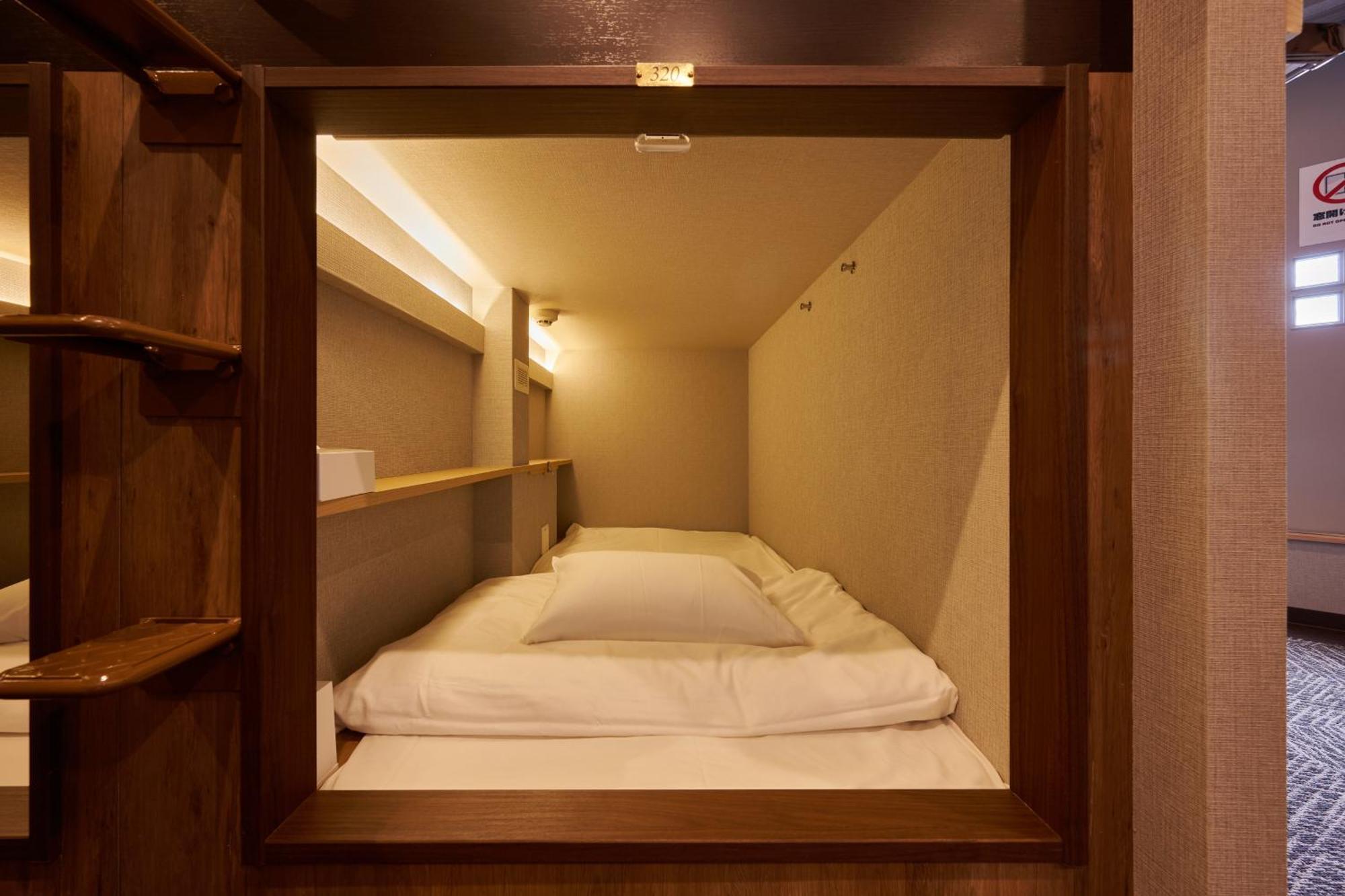 Capsule Hotel Continue Nijojokita Kyoto Ngoại thất bức ảnh